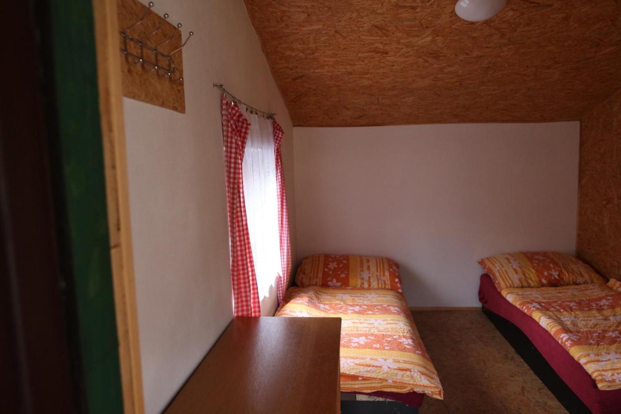 Galerka Lisny Hotel Екстериор снимка