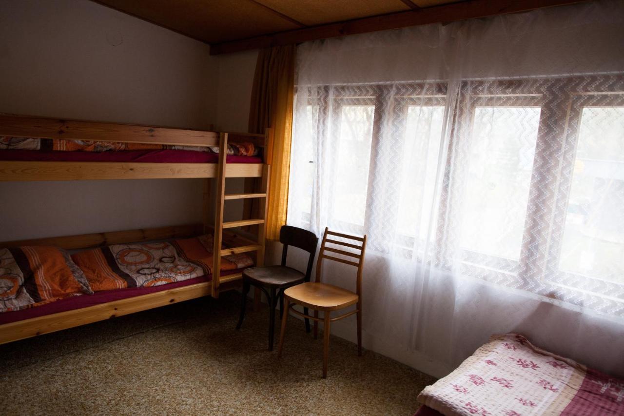 Galerka Lisny Hotel Екстериор снимка